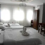 Ξενοδοχείο Ikbal Apart Old Town 3*
