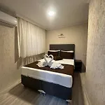 Ikbal Apart Old Town 3* Stambuł