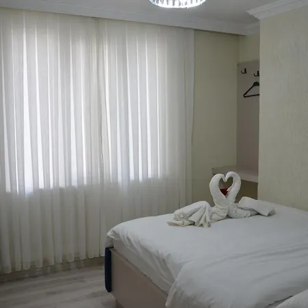 Ikbal Apart Old Town 3*