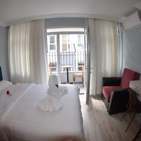 Ikbal Apart Old Town Hotel 3*