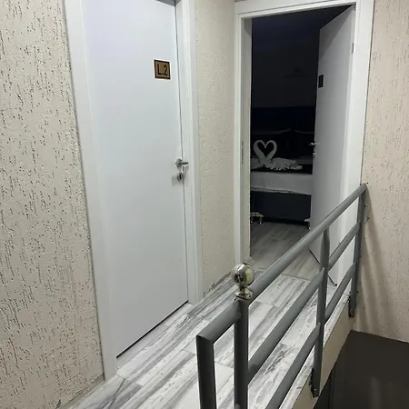 Hotel Ikbal Apart Old Town